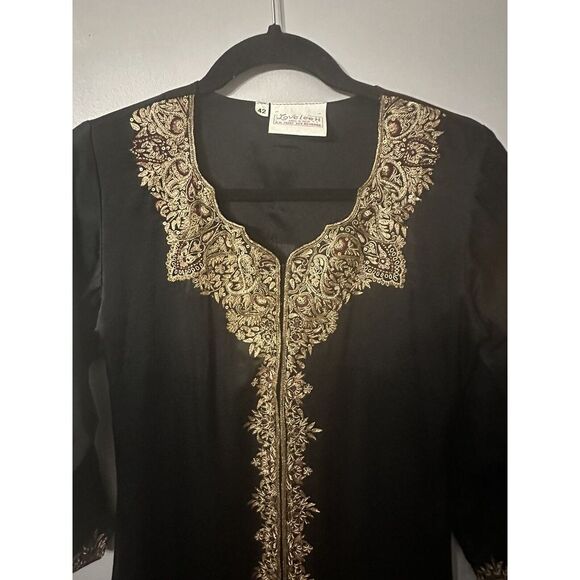 Other - Vintage Loveleen‎ India 100% Silk Dress Black Gold Embroidery Size 42